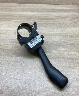 Audi A3 S3 8L Indicator stalk 8L0953513G