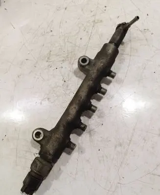 Subaru Forester SH Fuel main line pipe