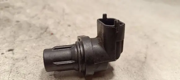 Jaguar XE Camshaft position sensor 0232103140 G4D312K073AA
