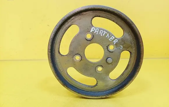Peugeot Partner Power steering pump pulley 9611256780