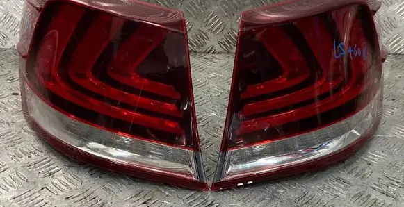 Lexus LS 460 - 600H Rear/tail lights set 8156150240 LS600H HAMU4079754