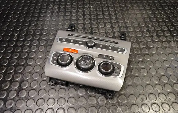 Citroen C4 II Climate control unit 98100092XF