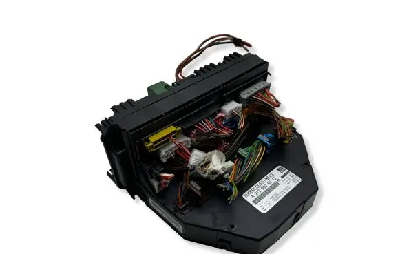 Mercedes-Benz E W212 Fuse module A2129006012 A2129015304 A2129025405