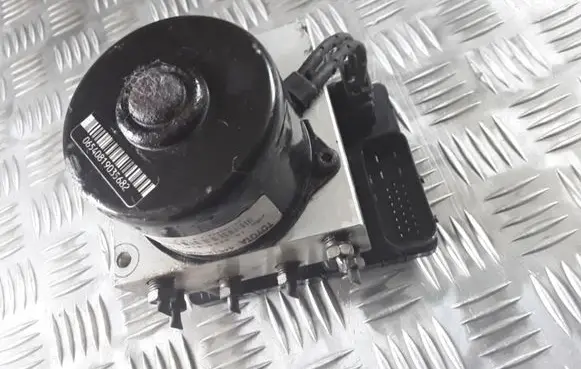 Toyota Corolla E110 ABS Pump 8954102010 5WK8460 4451002010