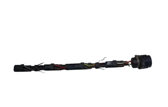 Volkswagen Golf V Fuel injector wires 038971803