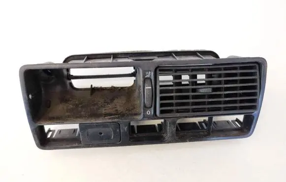 Volkswagen Golf IV Dash center air vent grill 1j0819728c 1j0819296c