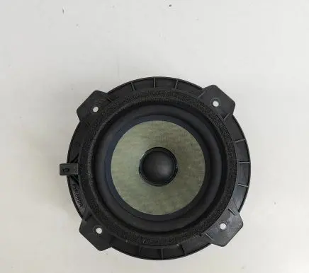 SsangYong Korando Rear door speaker 8930135010