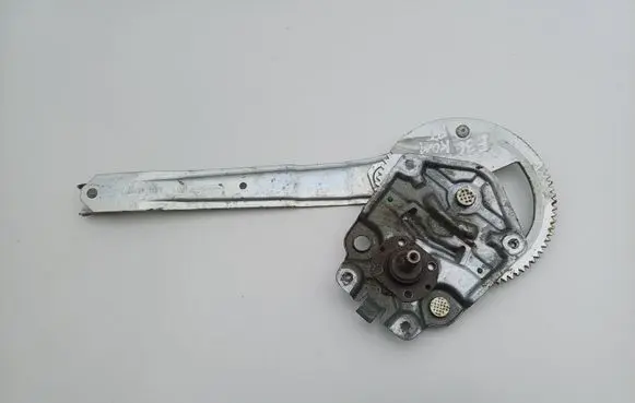 BMW 3 E36 Rear door manual window regulator 8119772