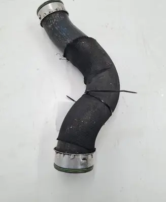 Volkswagen Touareg I Intercooler hose/pipe 7L6145967