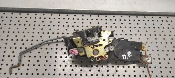 Subaru Legacy Front door lock