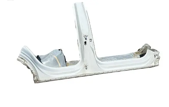 Audi Q2 - Front sill (body part) 81A809848