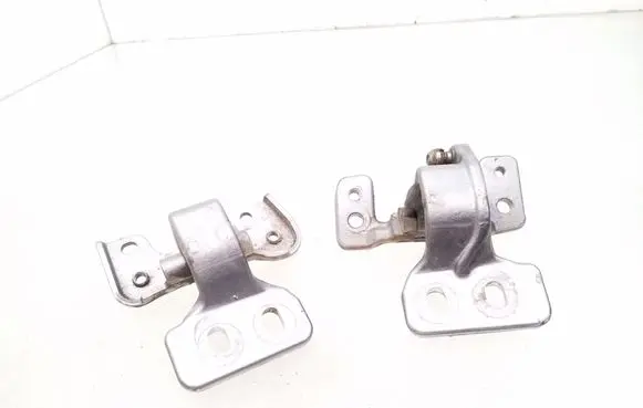 Mercedes-Benz C W204 Tailgate/trunk/boot hinge A2047400237 A2047400137
