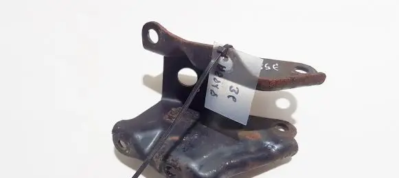 Mazda 323 Engine mounting bracket bc1d
