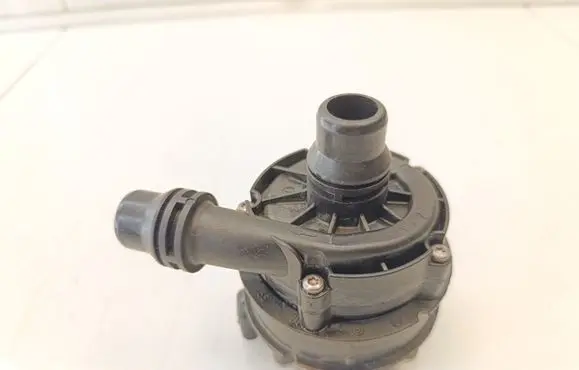 Mercedes-Benz EQB Water pump A0005002686 0392024050