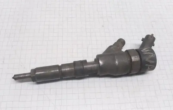 Peugeot 406 Fuel injector 0445110076 9641742880