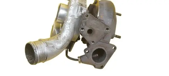 Audi Q7 4L Turbo 059145715F BUG