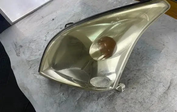 Toyota Land Cruiser (J120) Headlight/headlamp