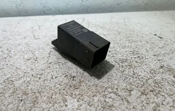 Fiat Ducato Glow plug pre-heat relay 9803299780 51299058A 20160603