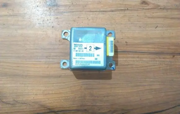 Nissan Primera Airbag control unit/module 285562f200 0285001133
