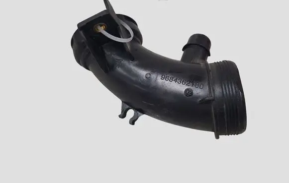 Peugeot 208 I Turbo air intake inlet pipe/hose 9684362180