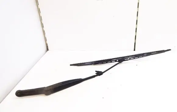 Fiat Panda II Front wiper blade arm