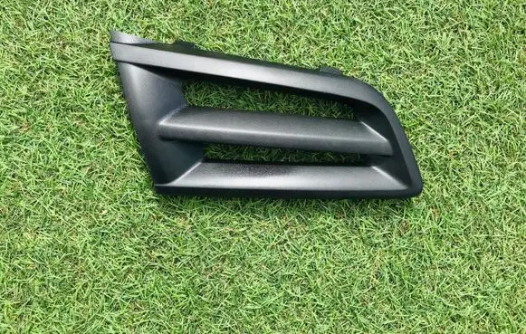 Renault Modus Front bumper upper radiator grill 8200665779D