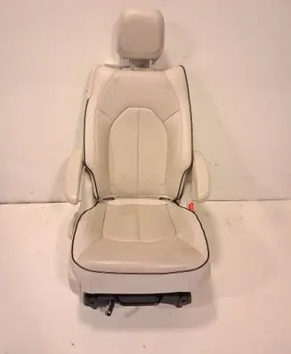 Chrysler Pacifica Second row seats 