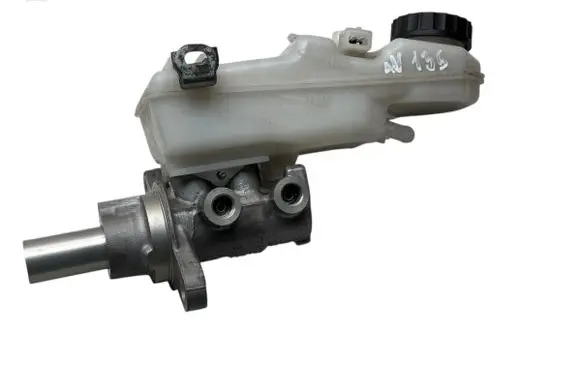 Toyota Avensis T270 Master brake cylinder 4720109370 0204Y24692 13012