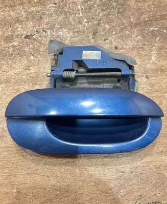 BMW 5 E39 Rear door exterior handle