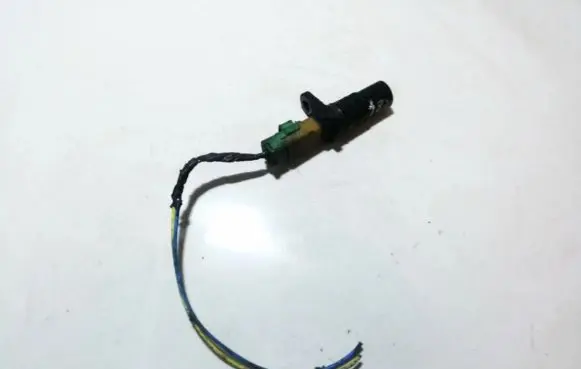 Nissan X-Trail T31 Crankshaft position sensor 8200668500