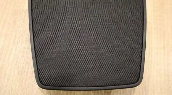 Maserati Ghibli Dash center speaker trim cover 670001677