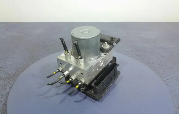 Infiniti QX70 S51 ABS Pump 0265236483