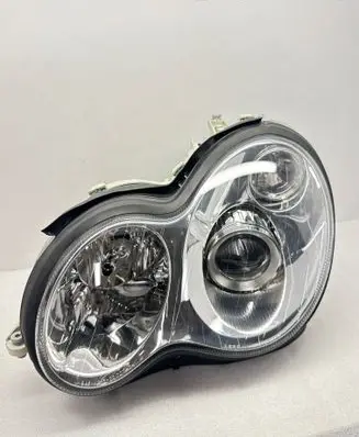 Mercedes-Benz E W211 Headlight/headlamp 4401136L
