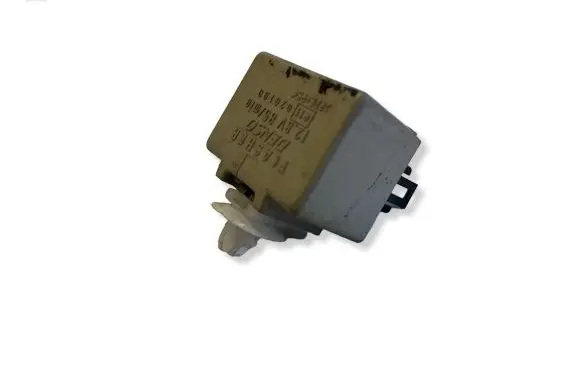Toyota Corolla Verso AR10 Other relay 8198005040