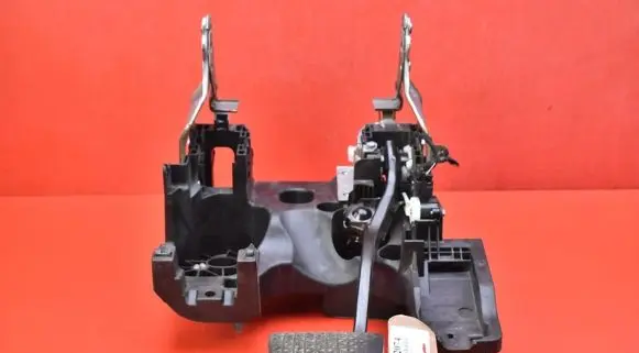 Opel Insignia A Accelerator throttle pedal 13219223