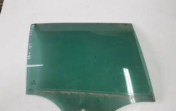 Volkswagen Golf VI Rear door window glass 