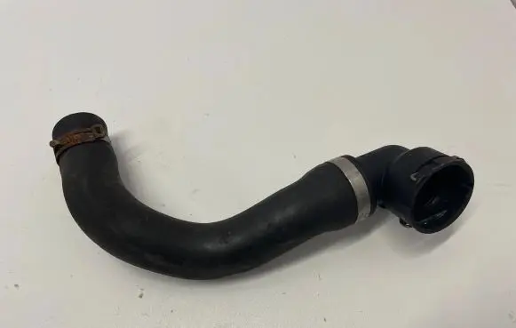 Mercedes-Benz Vito Viano W447 Engine coolant pipe/hose A4475010982