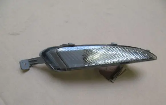 Opel Astra J Front indicator light 13367143