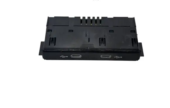 Volkswagen PASSAT B8 USB socket connector 5NA035736 32100000089659 01195900000