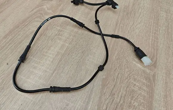 BMW 5 G30 G31 G38 ABS brake wheel speed sensor 6869521