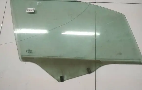 Citroen C4 I Front door window glass four-door as2