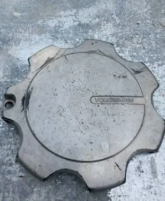 Volkswagen PASSAT B4 R14 wheel hub/cap/trim 357601147