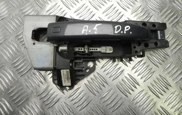 Audi A5 8T 8F Front door exterior handle 8T0837886A I9861