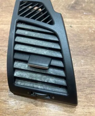 BMW 1 E81 E87 Dashboard side air vent grill/cover trim 7059188 2010204