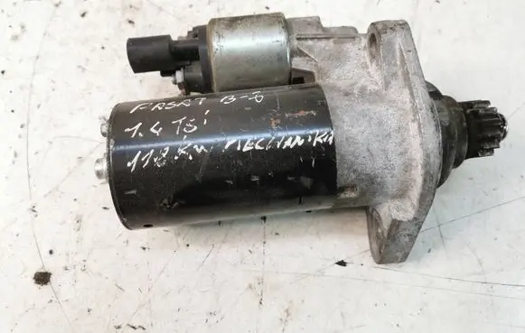 Volkswagen PASSAT B7 Starter motor 02Z911023R 09092013
