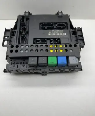 Mercedes-Benz A W169 Comfort/convenience module A1695405645