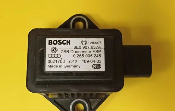 Audi A4 S4 B6 8E 8H ESP acceleration yaw rate sensor 8E0907637A 0265005245
