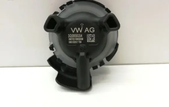 Volkswagen PASSAT B8 Airbag deployment crash/impact sensor 3Q0959354