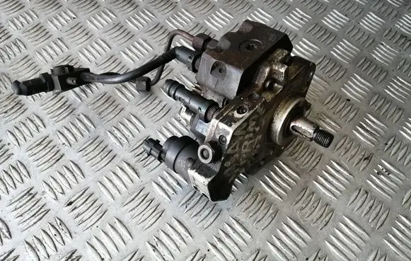 Renault Scenic II - Grand scenic II Fuel injection high pressure pump 8200108225 0445010075