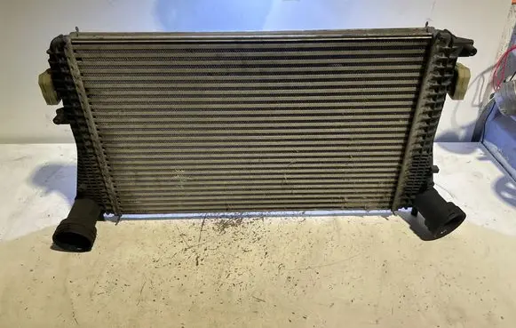 Volkswagen PASSAT B6 Intercooler radiator 3C0145805P N6893002